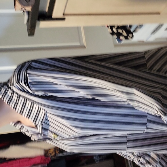 Love Black and White Striped Shirt - Picture 4 of 10